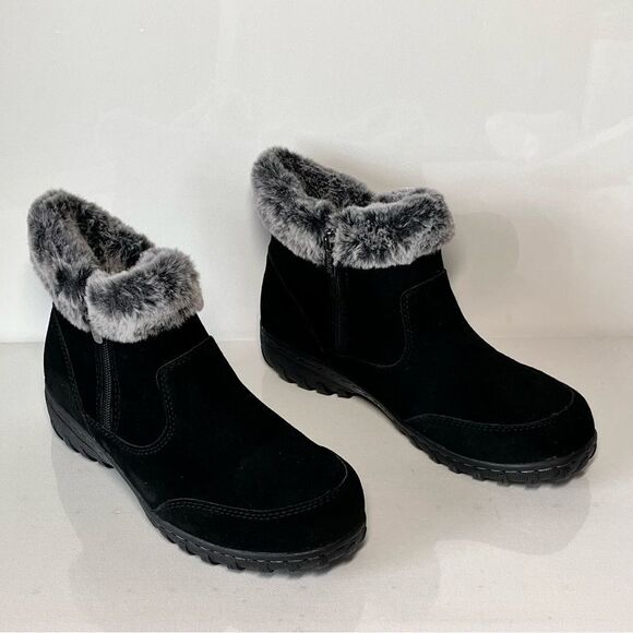 Khombu Blend Water-Resistant Suede Ankle Boots - Picture 2 of 7